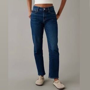 Levi’s 501 high-waisted dark-wash jeans. 💙